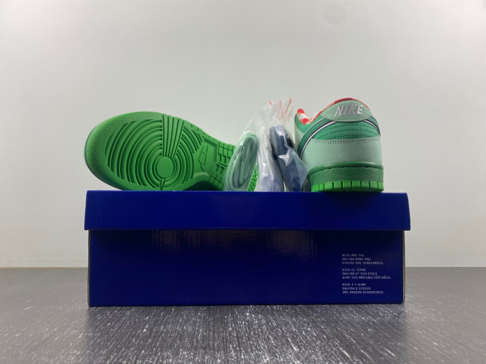 nike sb dunk low green lobster bv1310-303